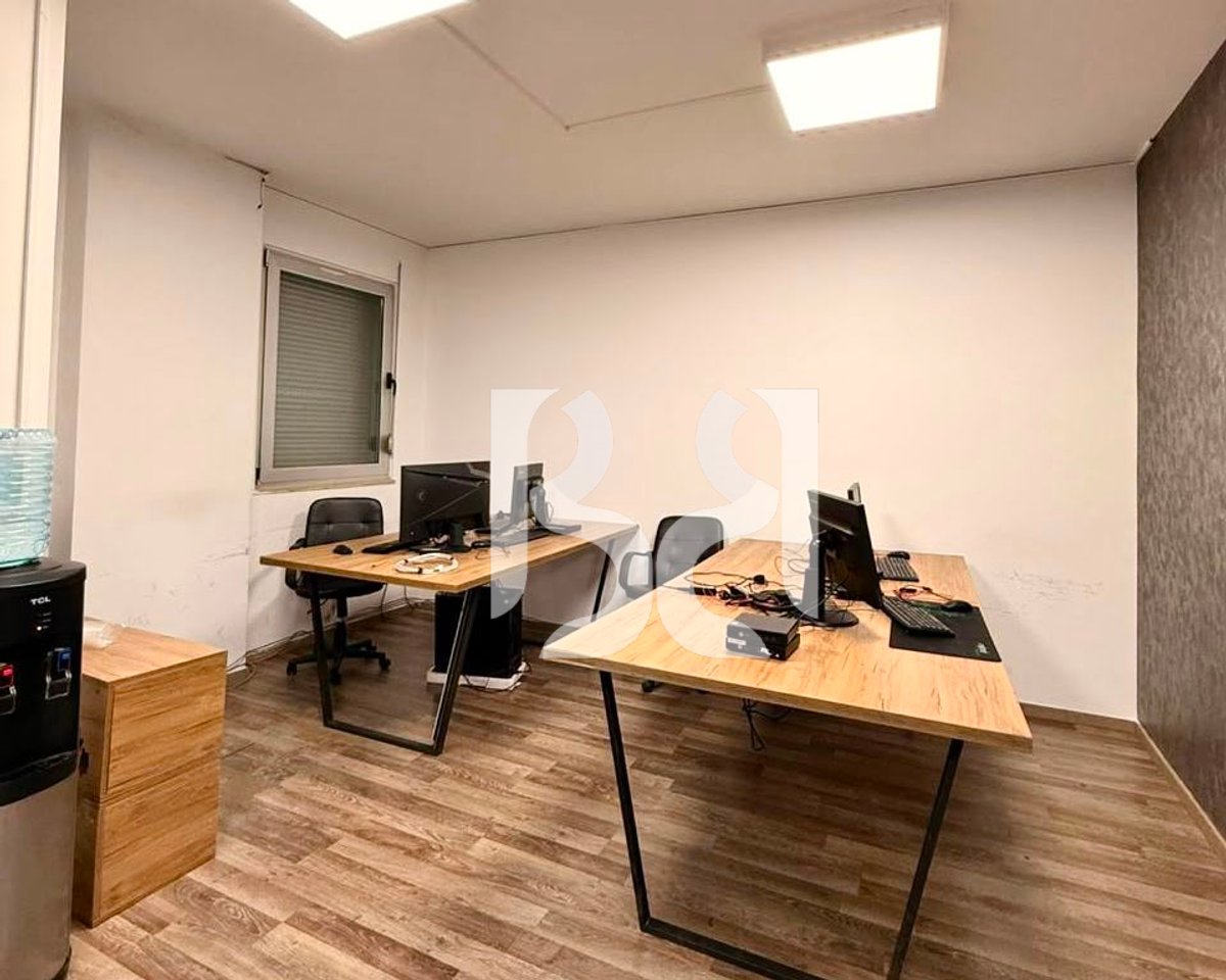Office for Rent opposite Dinamo Stadium | 105 m² | 3rd Floor with Elevator