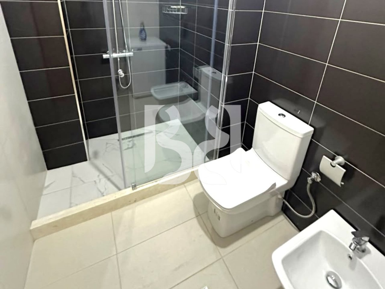 APPARTAMENTO 2+1+BALCONE IN AFFITTO IN VIA PETI, LAGO ASCIUTTO