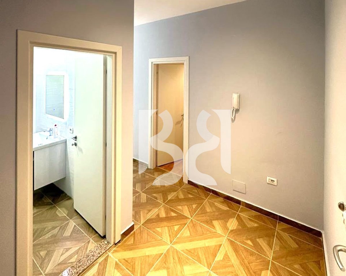 APARTAMENT 2+1 ME QIRA, RRUGA 5 MAJI, 60,000ALL