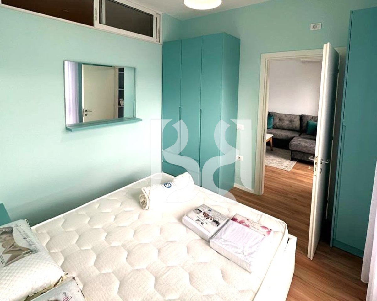 APARTAMENT 2+1 ME QIRA, RRUGA 5 MAJI, 60,000ALL