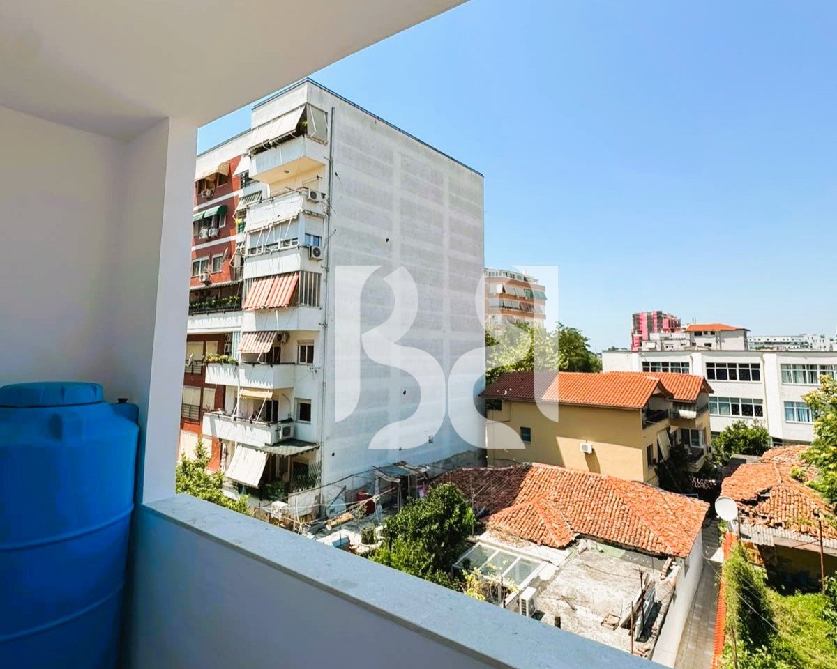 APARTAMENT 2+1+2 PER SHITJE, LIQENI I THATE