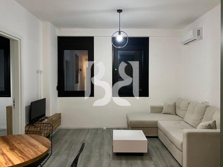 Apartment 1+1 for Rent on Konferenca e Pezës Street | 65 m² | 8th Floor | Near American 3 | 400 €/Month