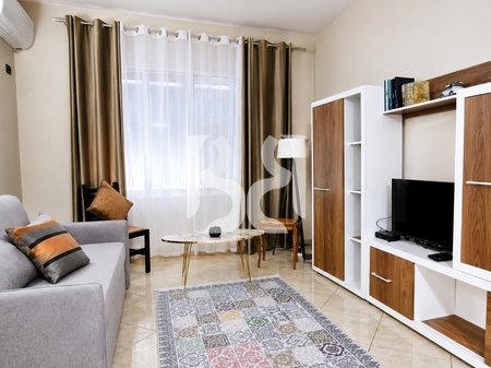Apartament 1+1 me Qira në Rrugën e Kavajës | 55,000 Lekë