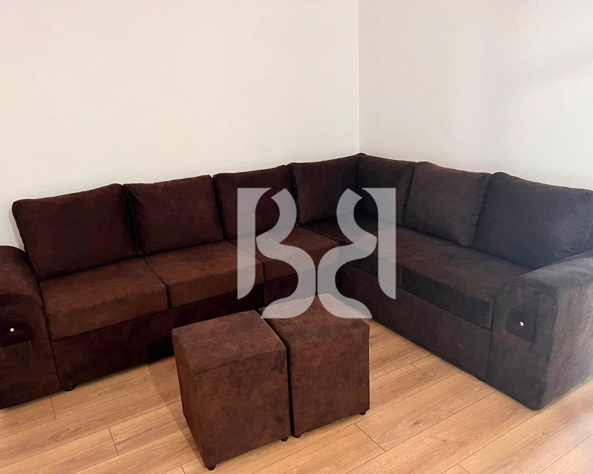Apartament 1+1 me Qira në Pallatin me Shigjeta | Kati 4 | Garazh i Përfshirë | 60,000 Lekë