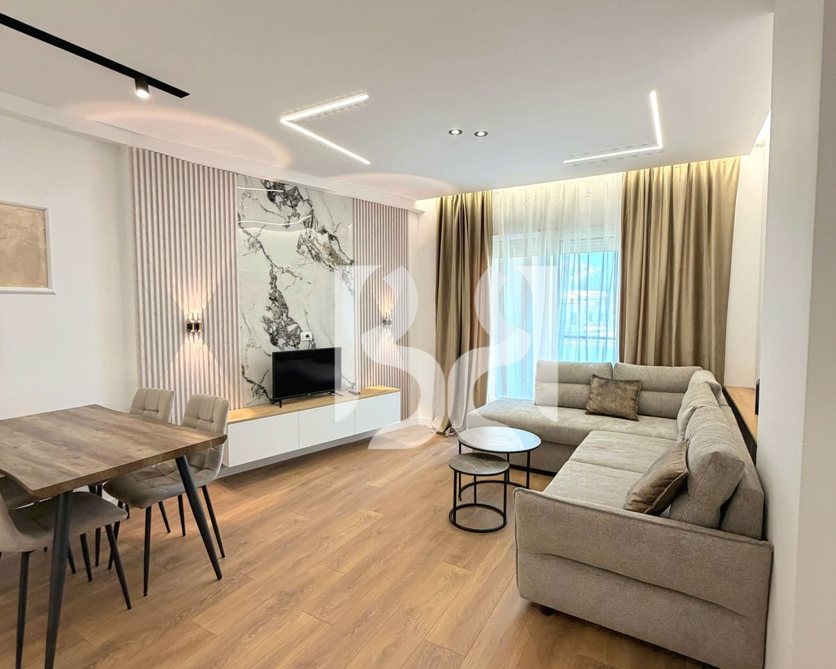 APARTAMENT PËR SHITJE 1+1 TEK KONVIKTET E INXHINIERISË SË NDËRTIMIT, TIRANË