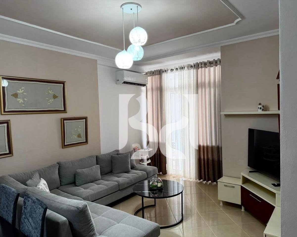 Apartament 2+1 për Shitje në Kodra e Diellit | 94 m² | I Arreduar | Hipotekë | 17,860,000 Lekë
