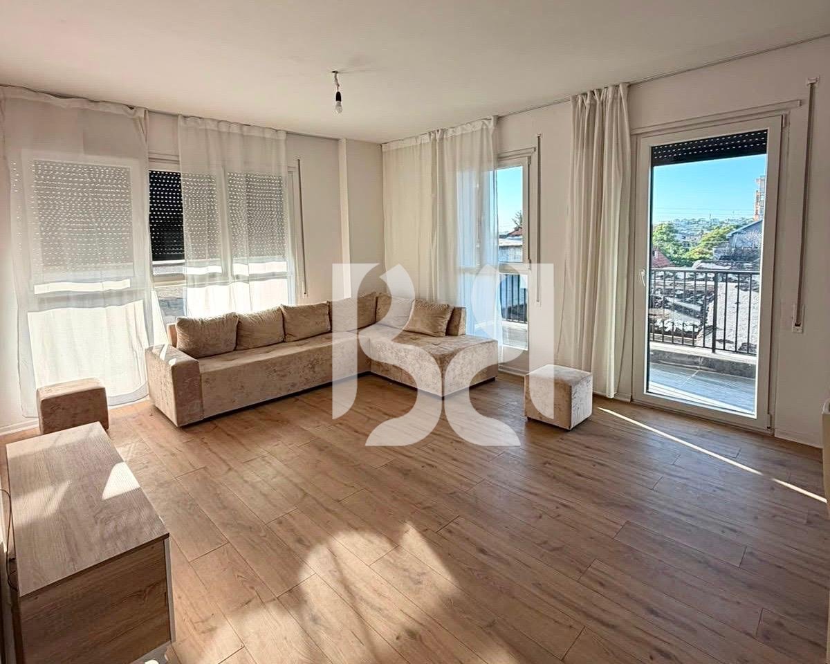 Apartment 2+1+2 for Rent in Trio Tower | 100 m² | 2nd Floor | Balcony | 60,000 Lekë