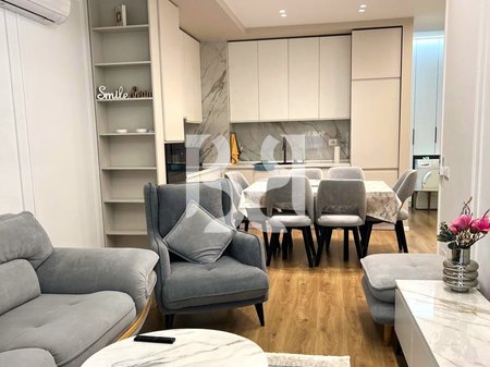 APARTAMENT 2+1+BALLKON NE KOMPLEKSIN KAIMI, ALI DEM