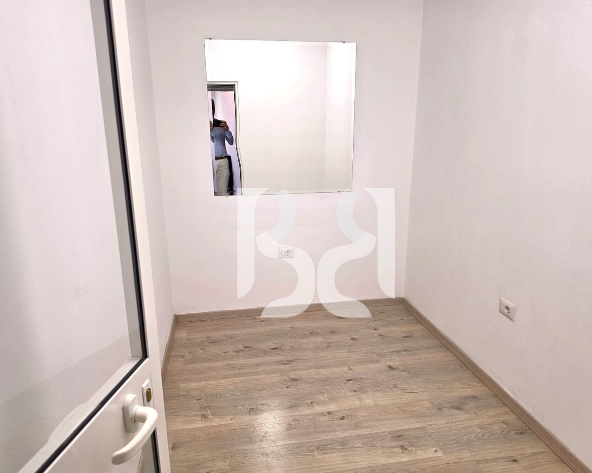 Vilë 2-Katëshe me Qira për Biznes në Tiranë | 213 m² | Përballë Gjimnazit “Partizani” | Oborr &amp; Parkim