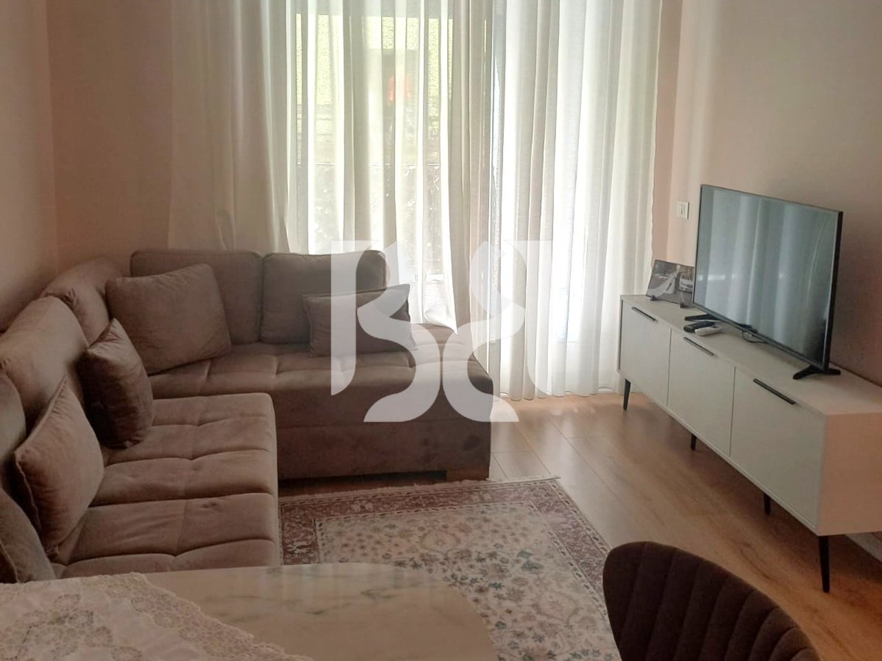 APARTAMENT 1+1+BALLKON NE SHITJE TEK REZIDENCA KAIMI, ALI DEMI