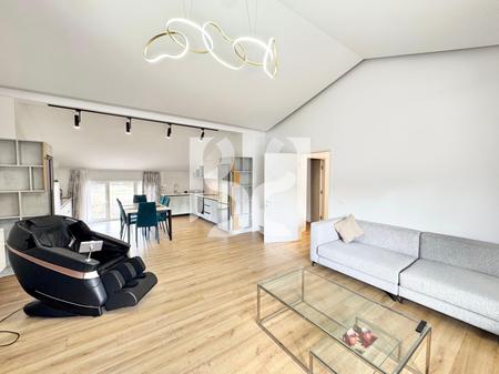 IN AFFITTO 3+1+2 BAGNI +3 POSTI AUTO SCOPERTI VICINO A TEG