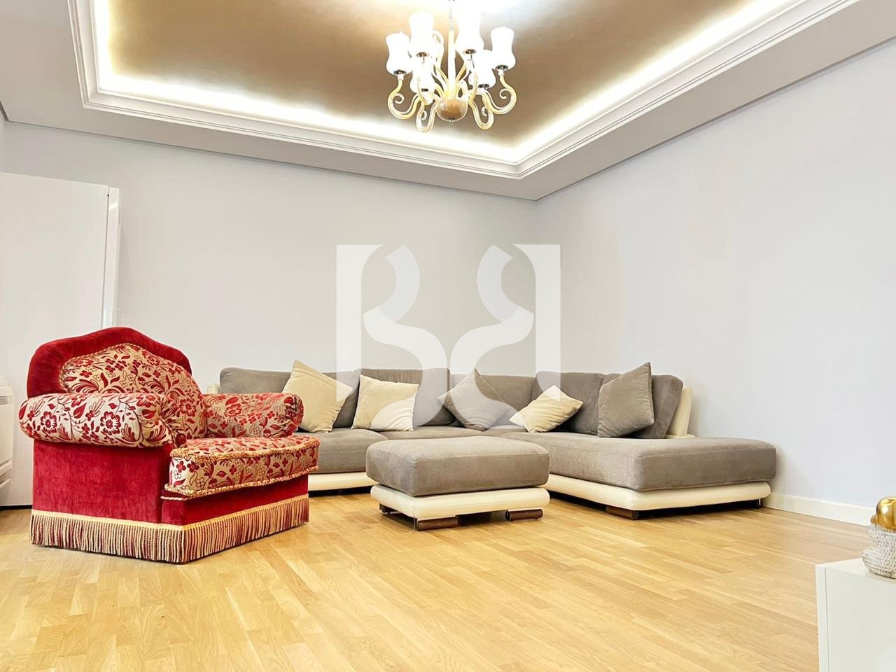 APARTAMENT 2+1 ME QIRA NE QENDER TE TIRANES*