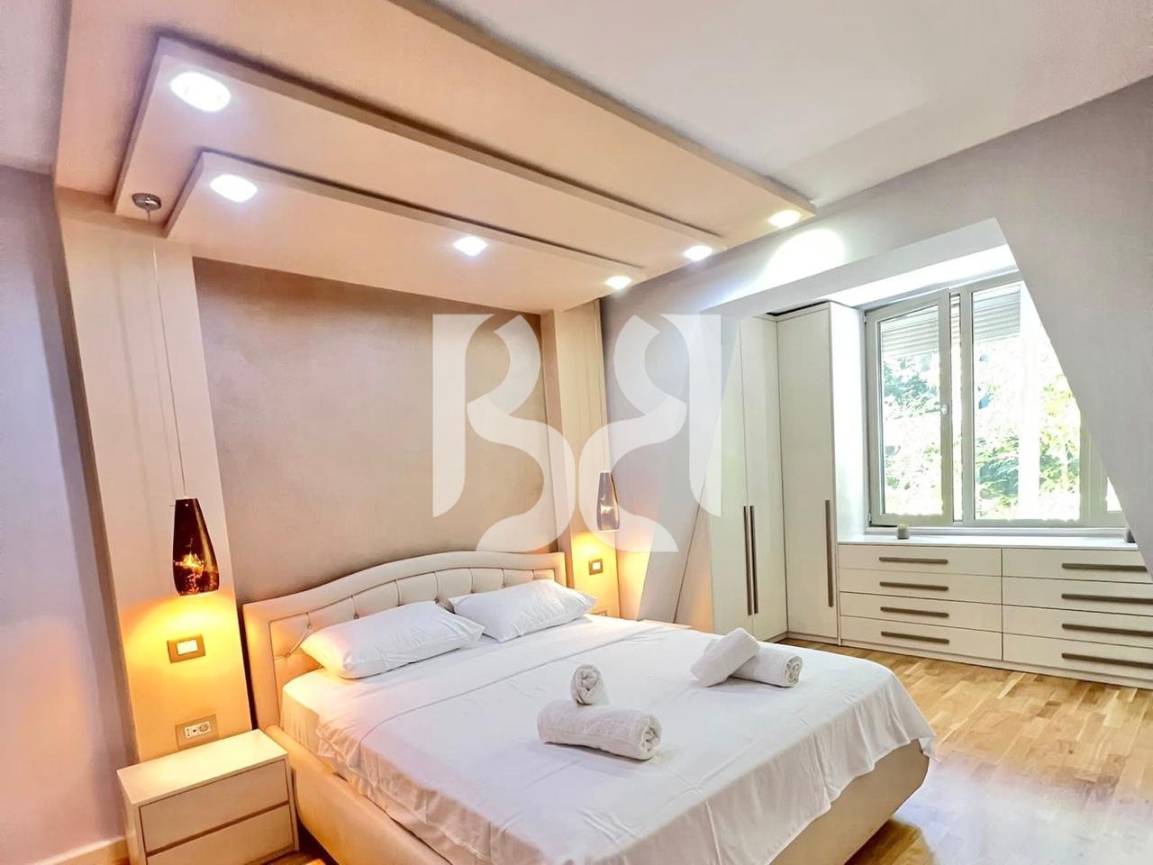 APARTAMENT 2+1 ME QIRA NE QENDER TE TIRANES*