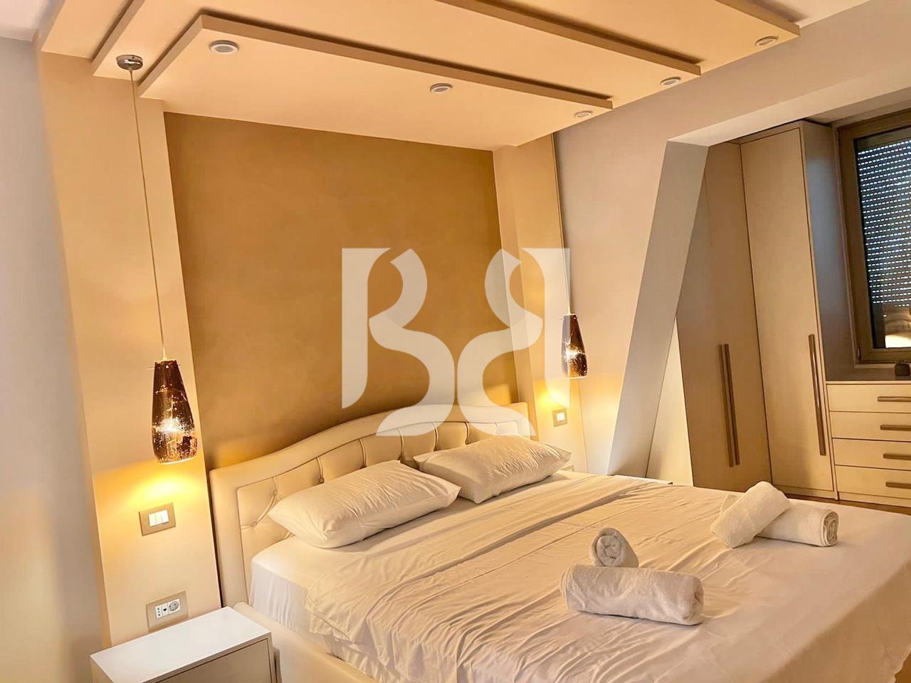 APARTAMENT 2+1 ME QIRA NE QENDER TE TIRANES*