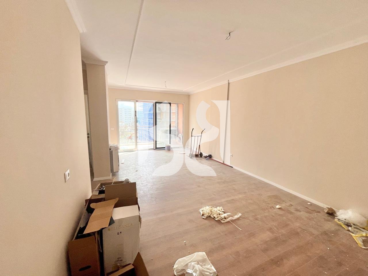 APARTAMENT 3+1+2 ME QIRA ISH FUSHA E AVIACIONIT*