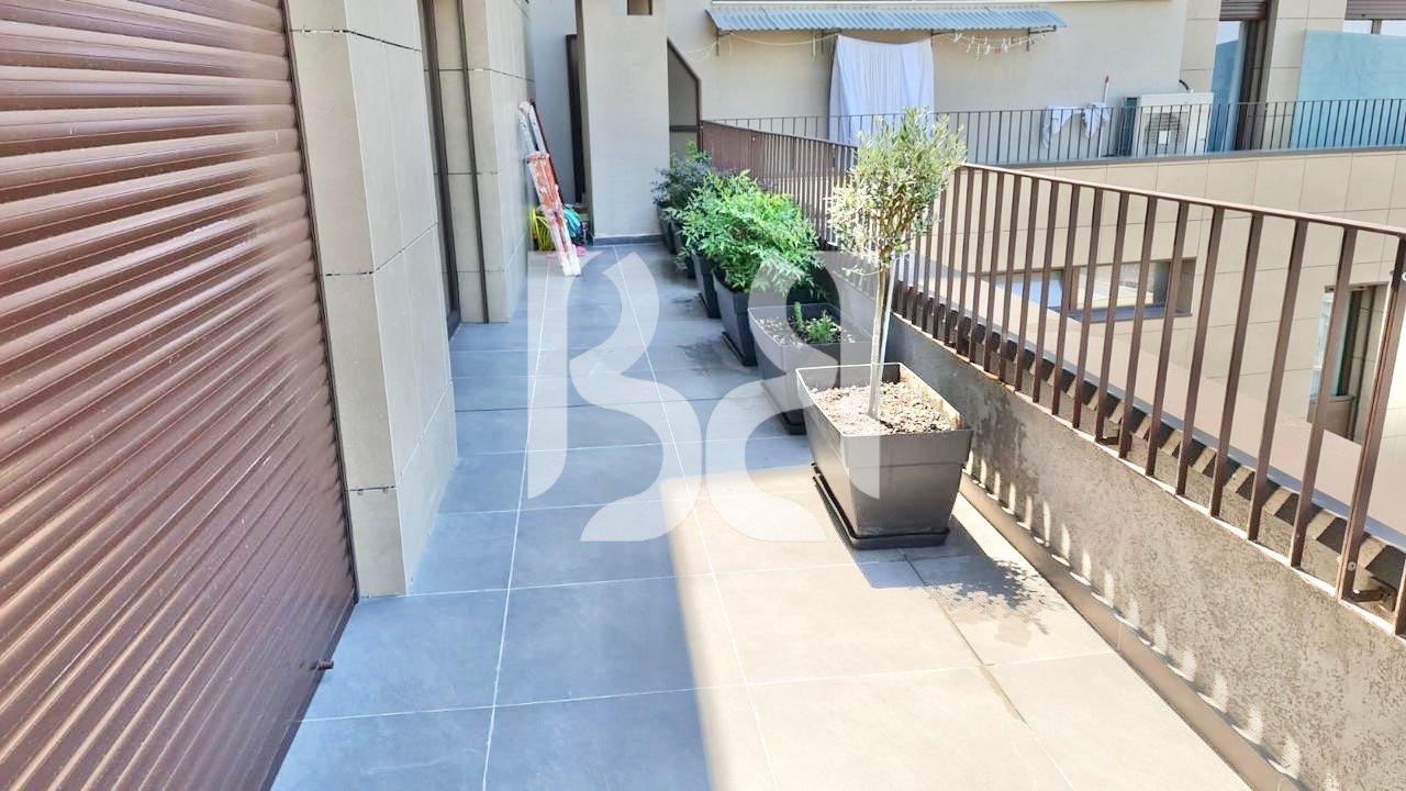 Modern 2+1 apartment with 2 bathrooms for rent on Barrikadave Street - 2 extra parking spaces
