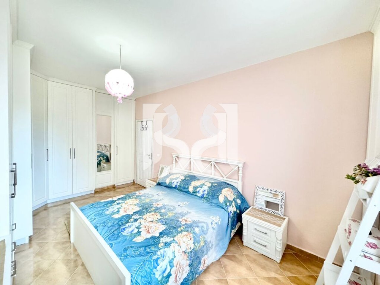 APPARTAMENTO IN AFFITTO 2+1 A YZBERISHT