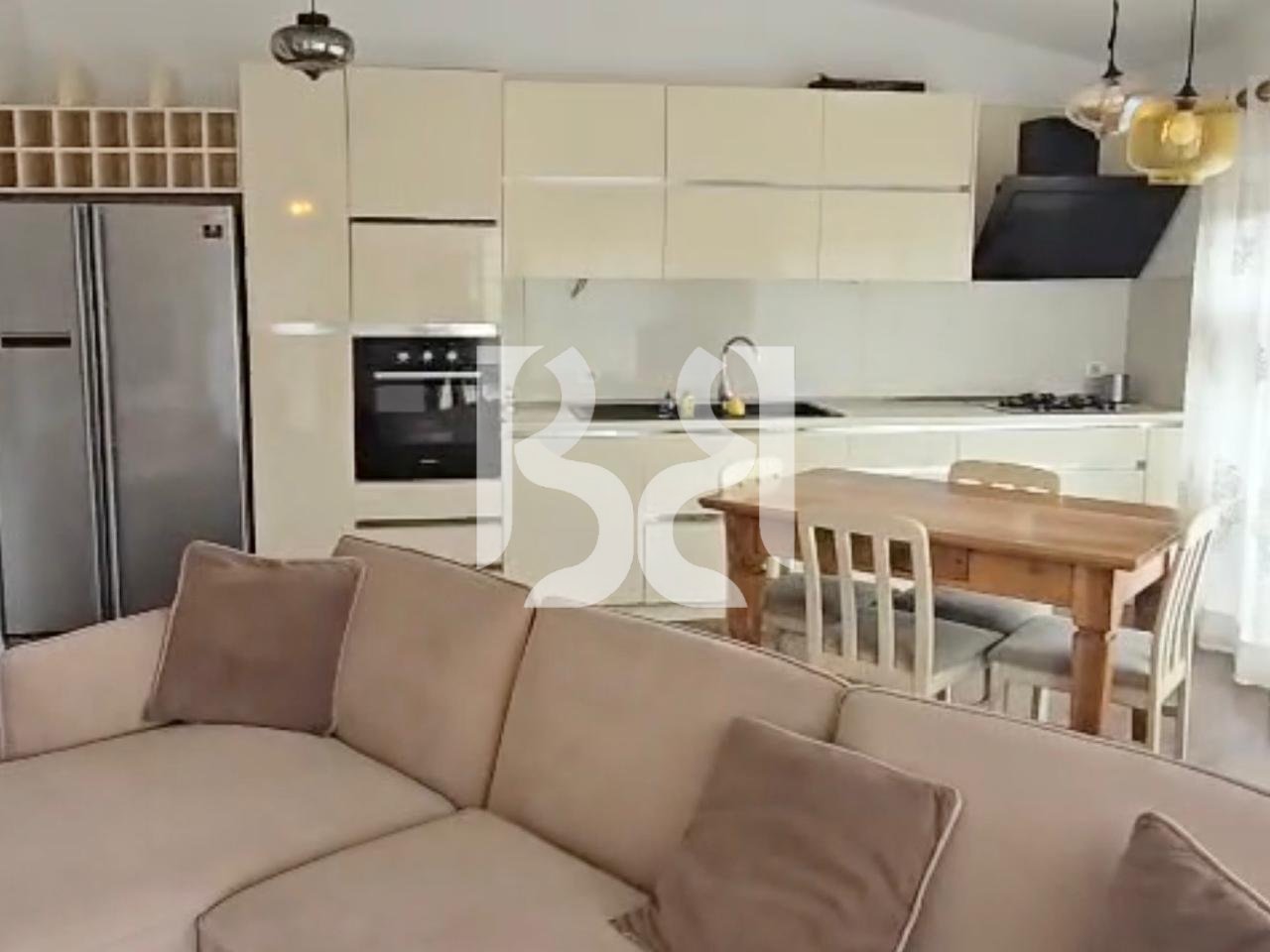 APARTAMENT 3+1+2  ME QIRA RRUGA PETI LIQENI I THATE