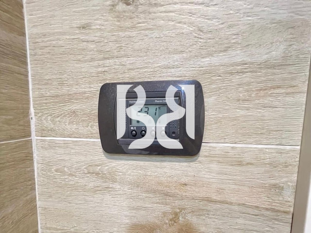 APPARTAMENTO 2+1 IN AFFITTO NEL CENTRO DI TIRANA*