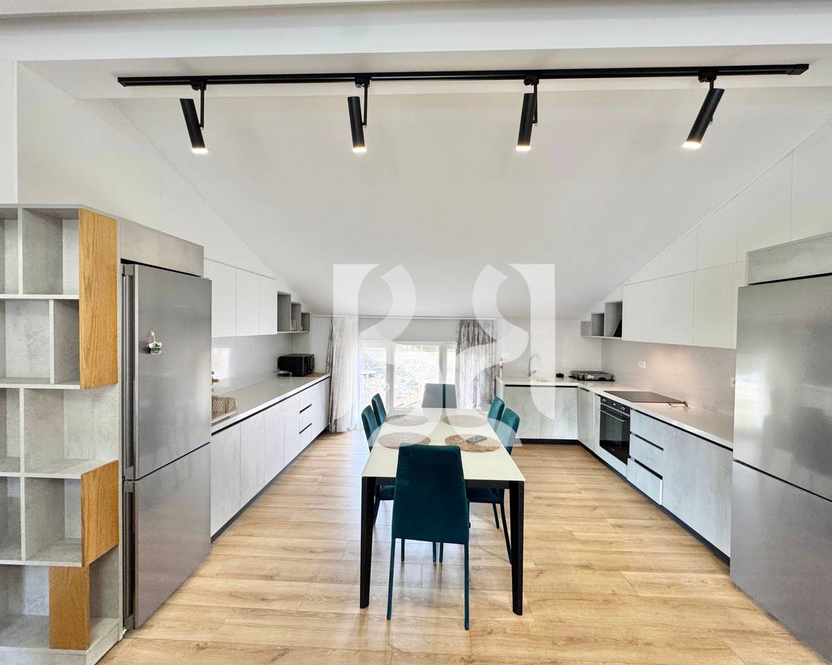 IN AFFITTO 3+1+2 BAGNI +3 POSTI AUTO SCOPERTI VICINO A TEG