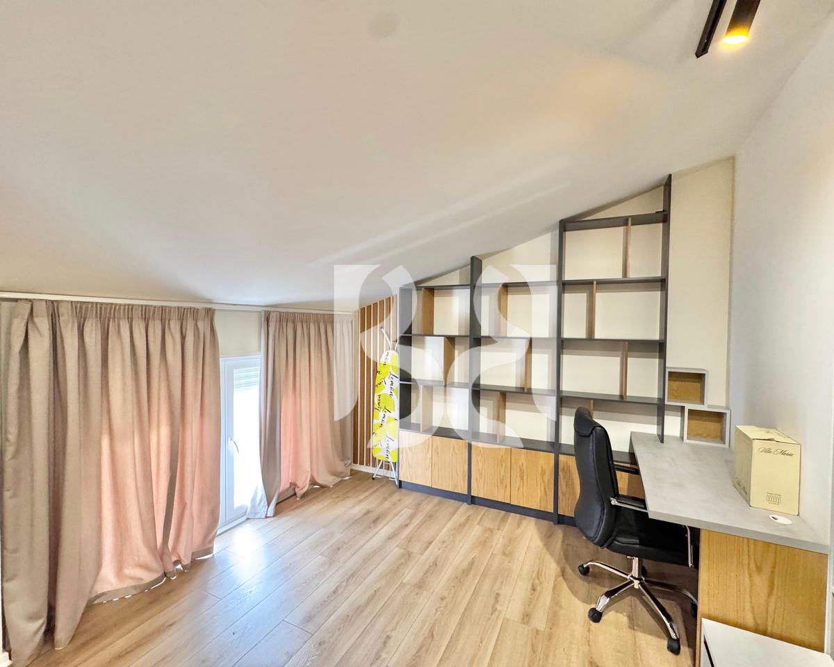 IN AFFITTO 3+1+2 BAGNI +3 POSTI AUTO SCOPERTI VICINO A TEG