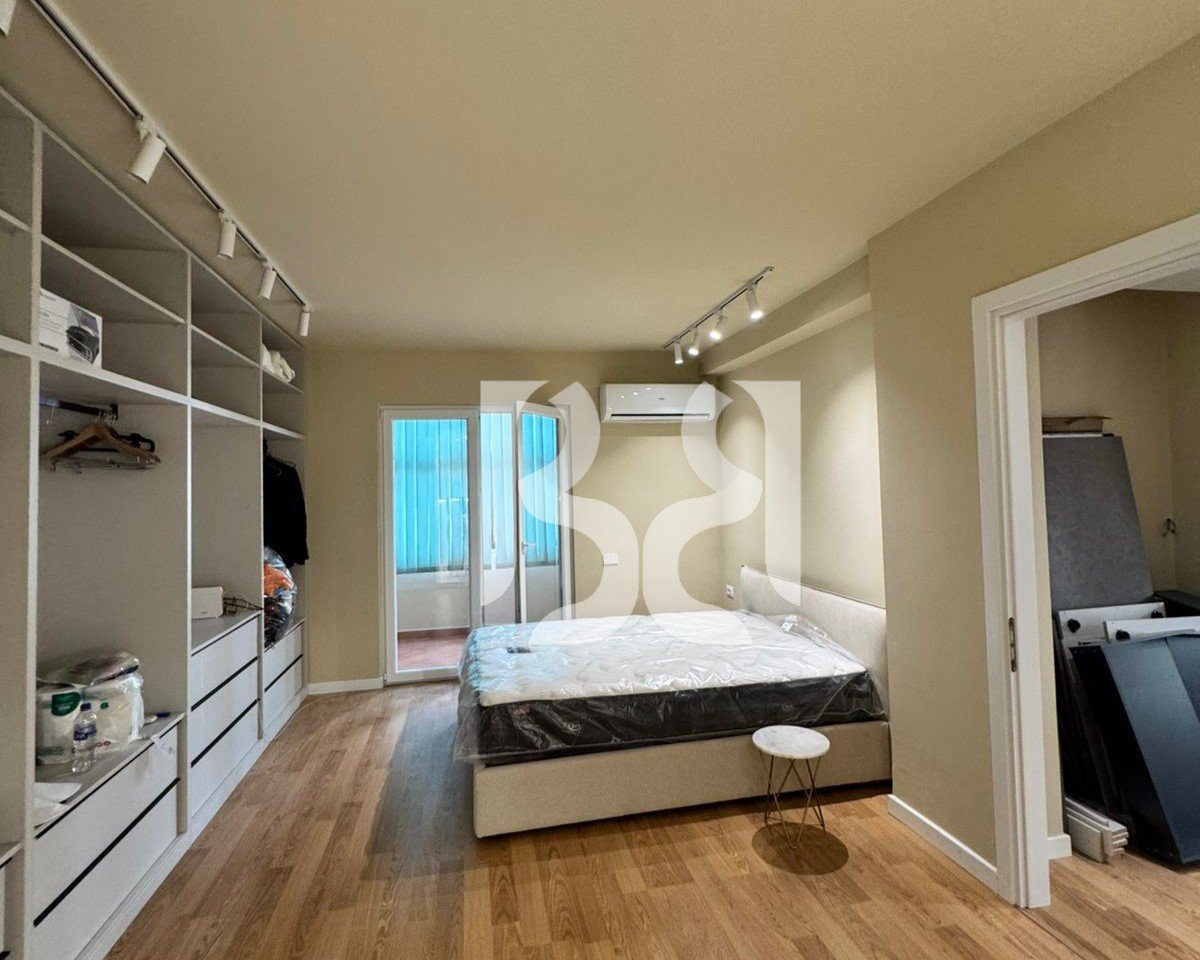 APARTAMENT ME QERA 2+1+2 TUALETE + POST PARKIMI TEK GJIMNAZI QEMAL STAFA RRUGA E DURRESIT TIRANE