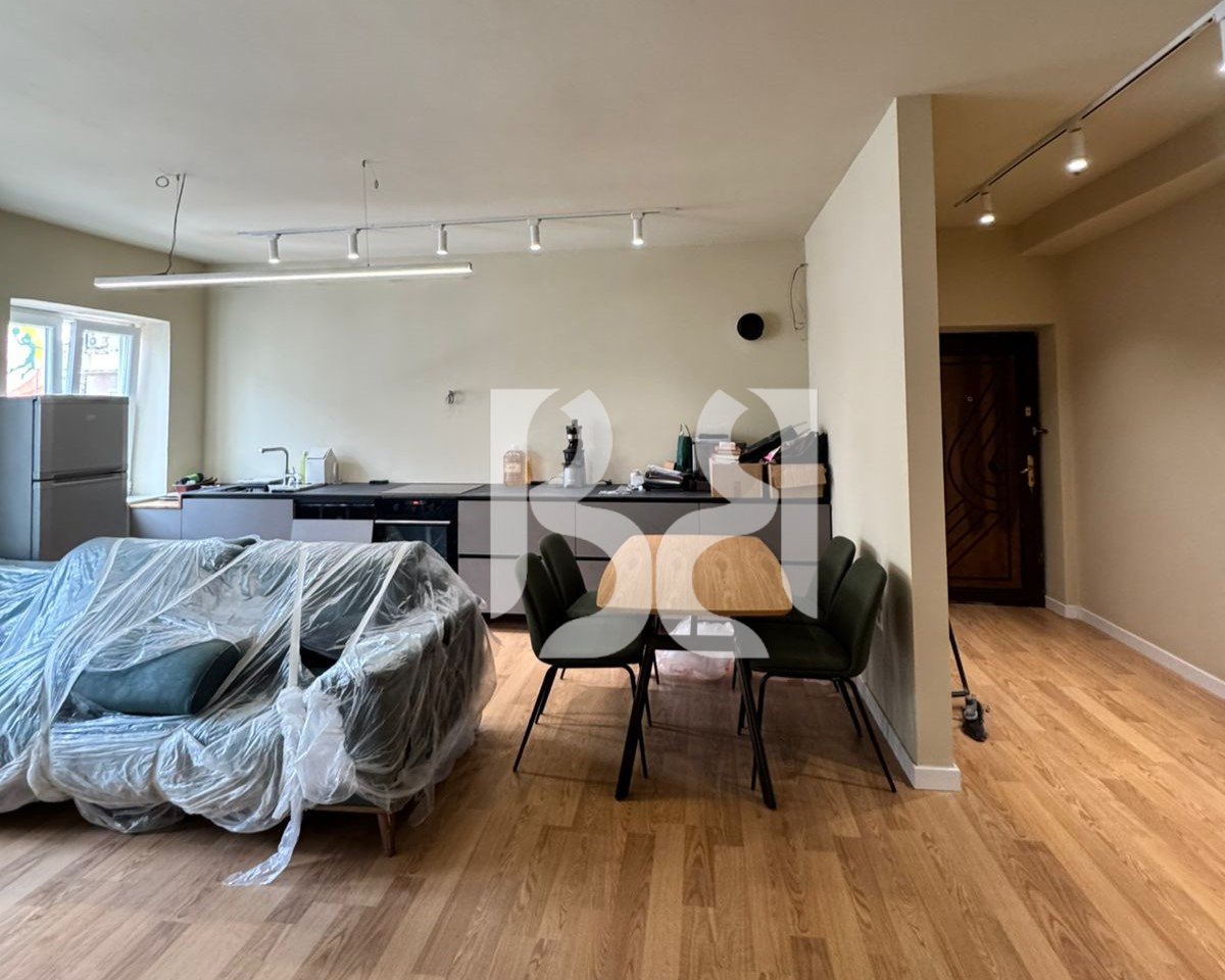 APARTAMENT ME QERA 2+1+2 TUALETE + POST PARKIMI TEK GJIMNAZI QEMAL STAFA RRUGA E DURRESIT TIRANE