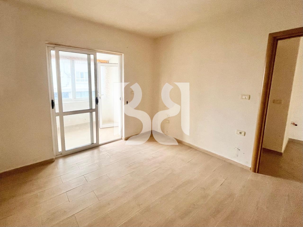 SHTIET APARTAMENT 1+1+LAVANDERI  RRUGA E VILAVE POGRADEC*