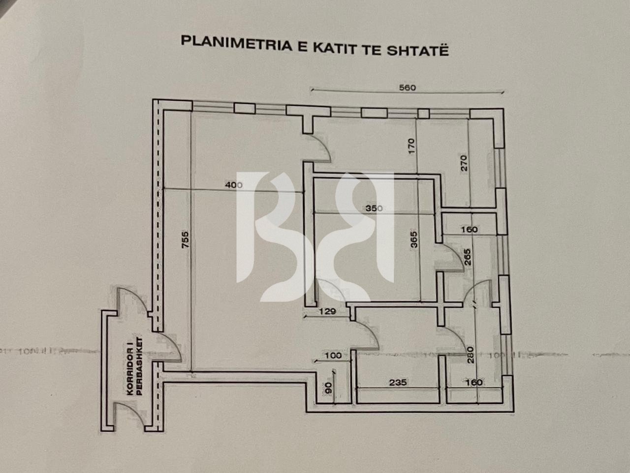 SHTIET APARTAMENT 1+1+LAVANDERI  RRUGA E VILAVE POGRADEC*