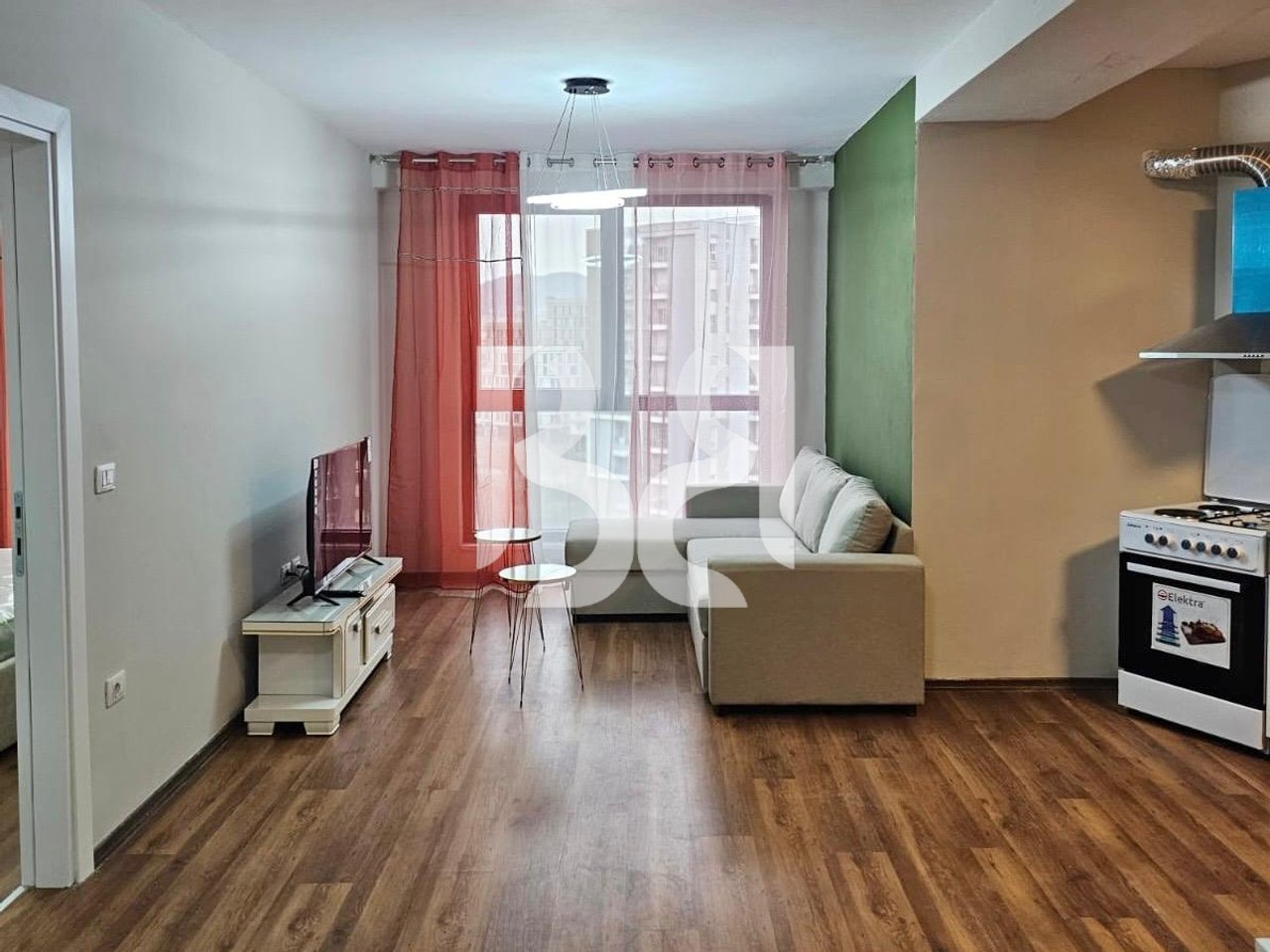 APARTAMENT ME QIRA 1+1 ISH FUSHA E AVIACIONIT 520€