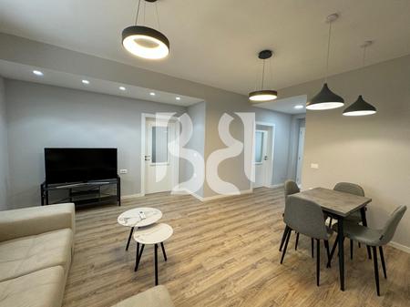 1+1 APARTMENT FOR RENT ON ZOGU 1 BOULEVARD.