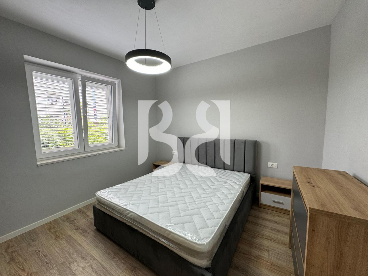 1+1 APARTMENT FOR RENT ON ZOGU 1 BOULEVARD.