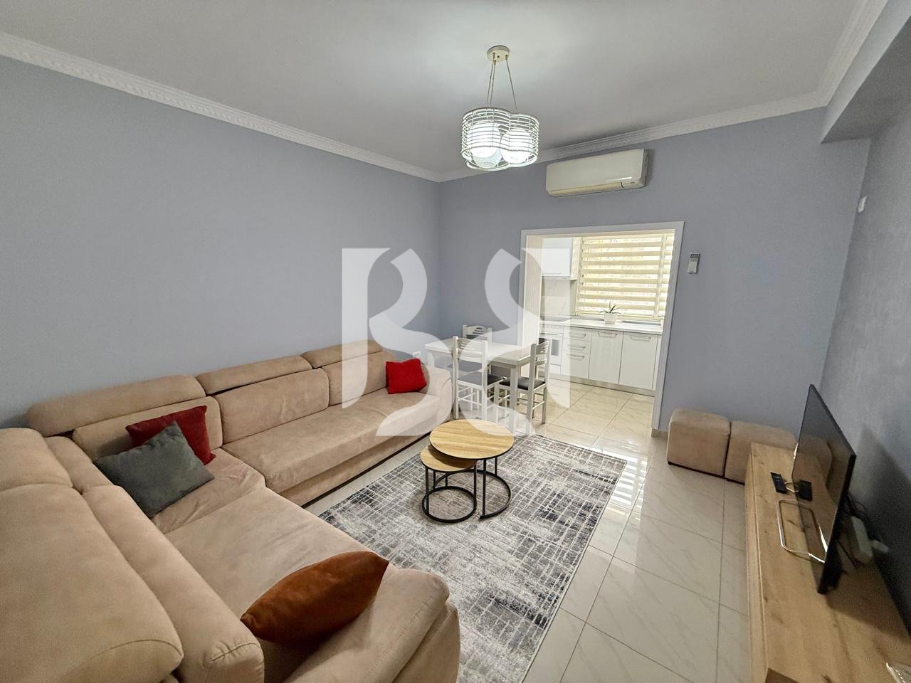 APARTAMENT 1+1 ME QIRA RRUGA BARDHYL PRANE BAR OSLO