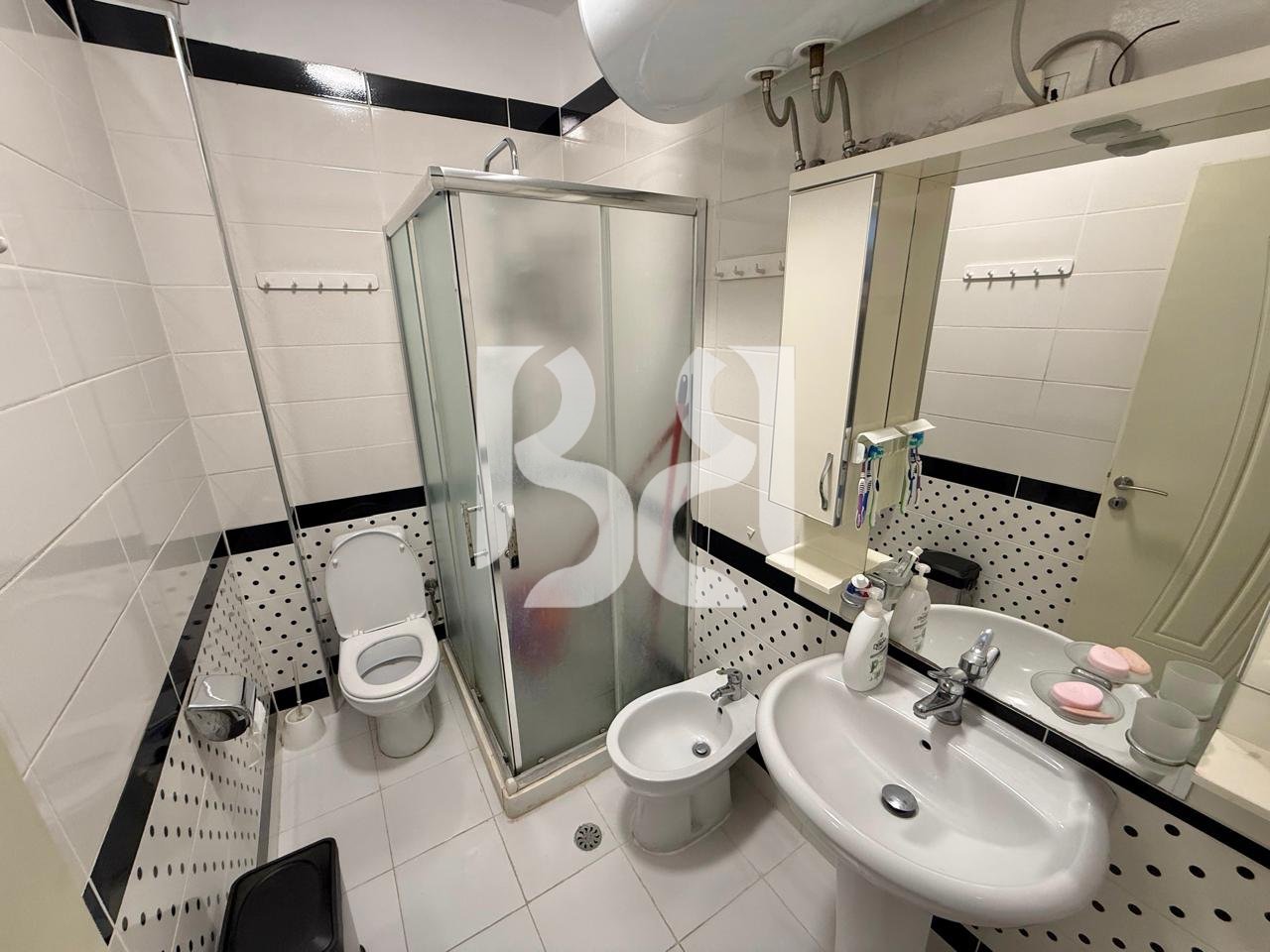 APARTAMENT 1+1 ME QIRA RRUGA BARDHYL PRANE BAR OSLO