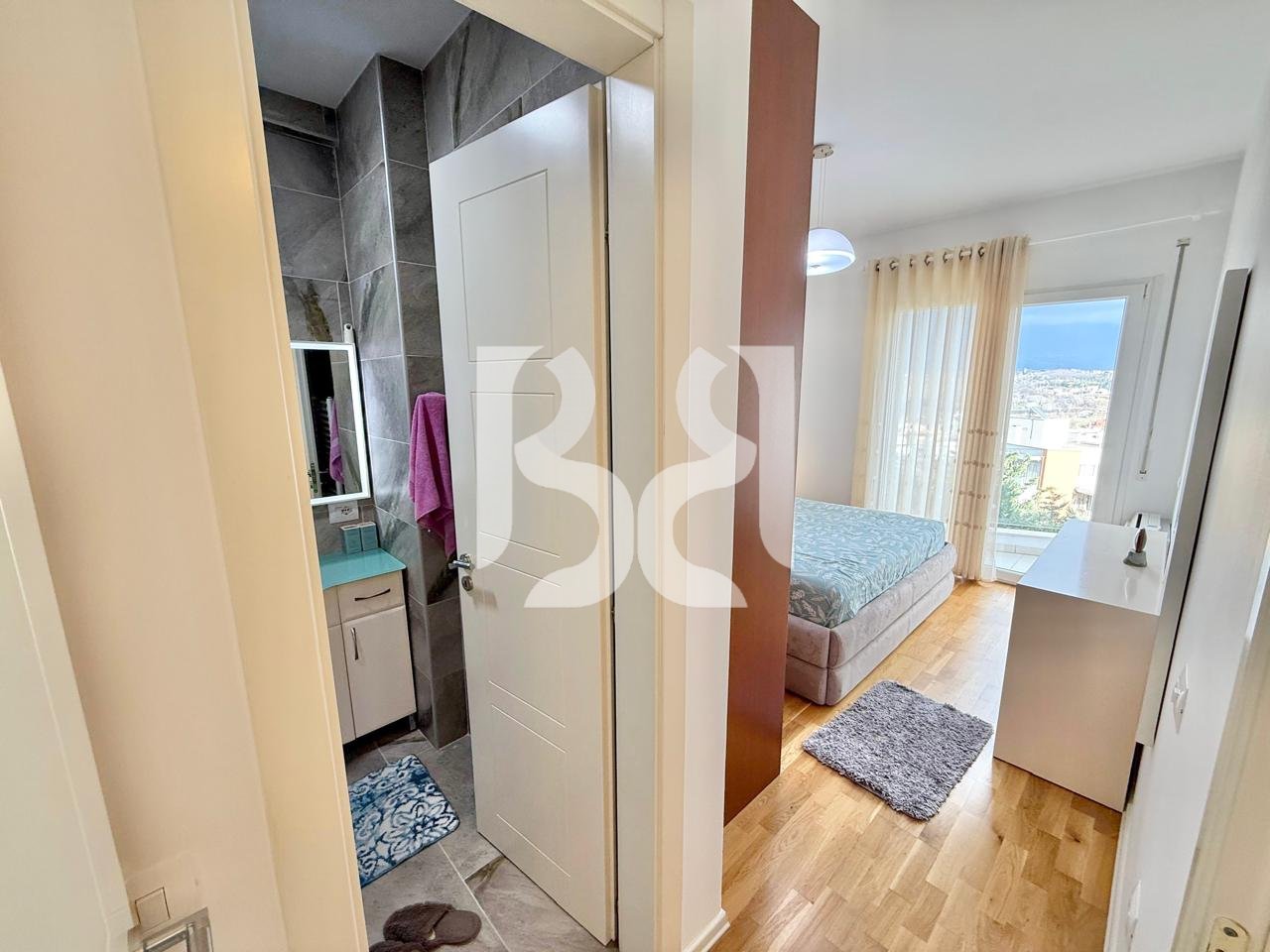 IN AFFITTO APPARTAMENTO MODERNO 2+1+2 BAGNI GIARDINO BOTANICO