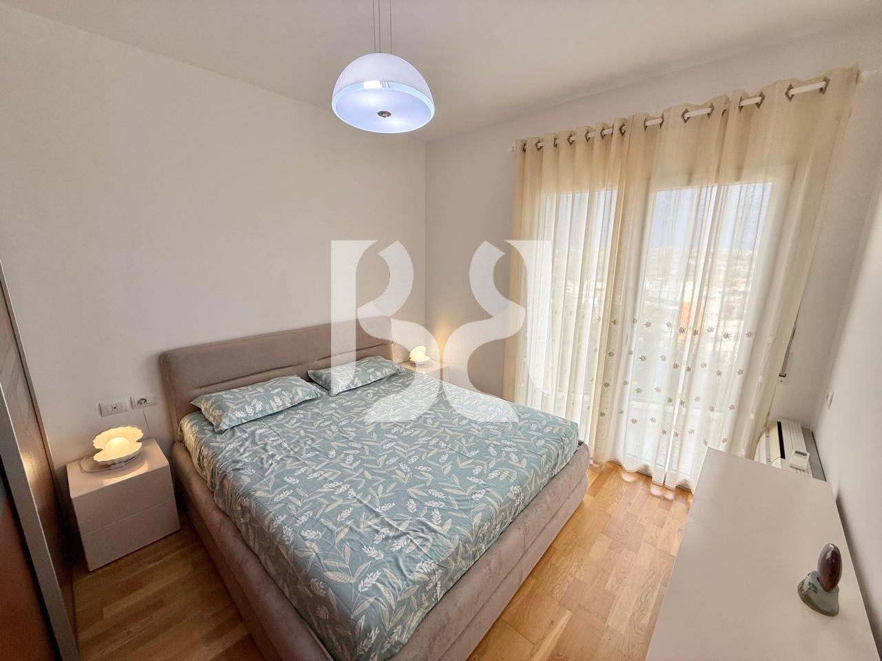 IN AFFITTO APPARTAMENTO MODERNO 2+1+2 BAGNI GIARDINO BOTANICO