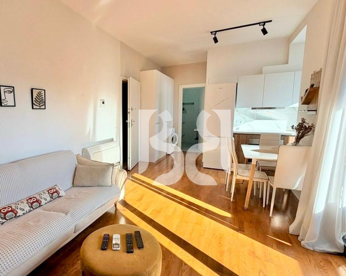 APARTMENT 1+1 FOR RENT – GREEN TERRACE, BARRICADES STREET, TIRANA