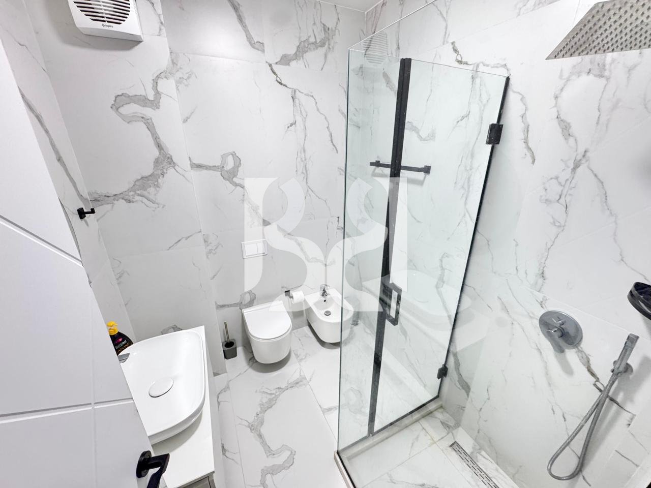 JEPET ME QIRA APARTAMENT 2+1 ROSE GARDEN RESIDENCE PRANE TEG*