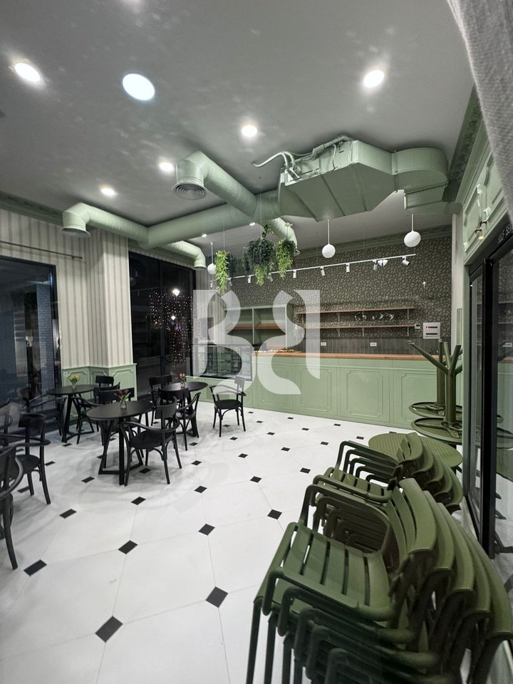 FOR RENT COMMERCIAL PREMISES FOR RENT