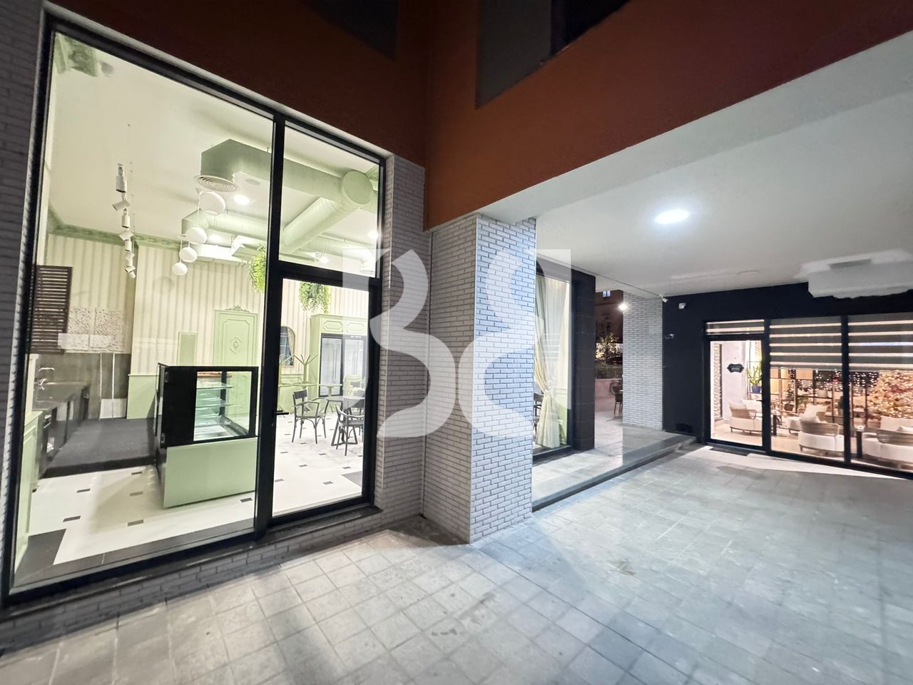 FOR RENT COMMERCIAL PREMISES FOR RENT