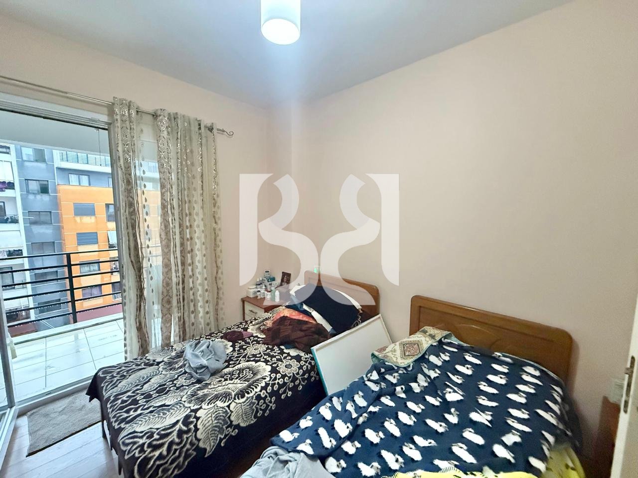 SHITET APARTAMENT 2+1+2 TOTALISHT I MOBILUAR ASTIR