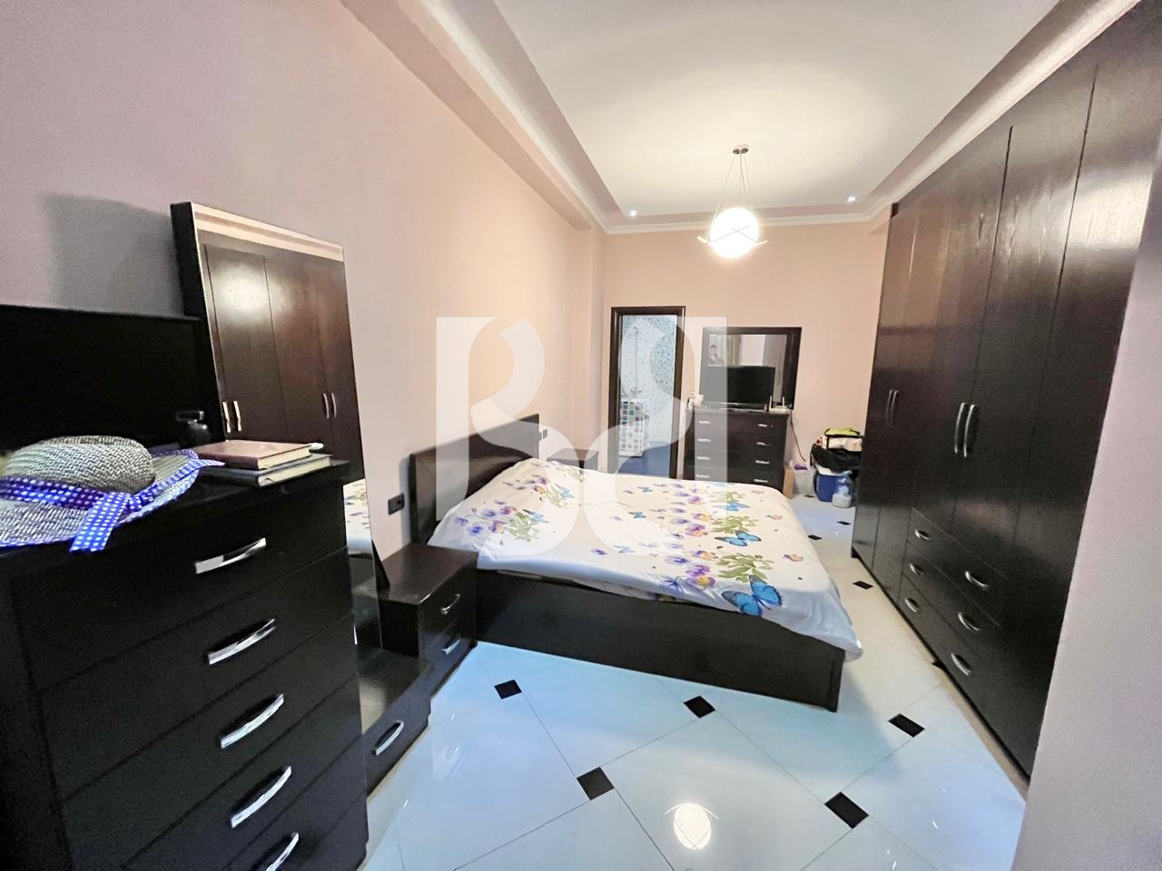 APARTAMENT ME QIRA 2+1+2 ASTIR PRANE BAR OSLO*