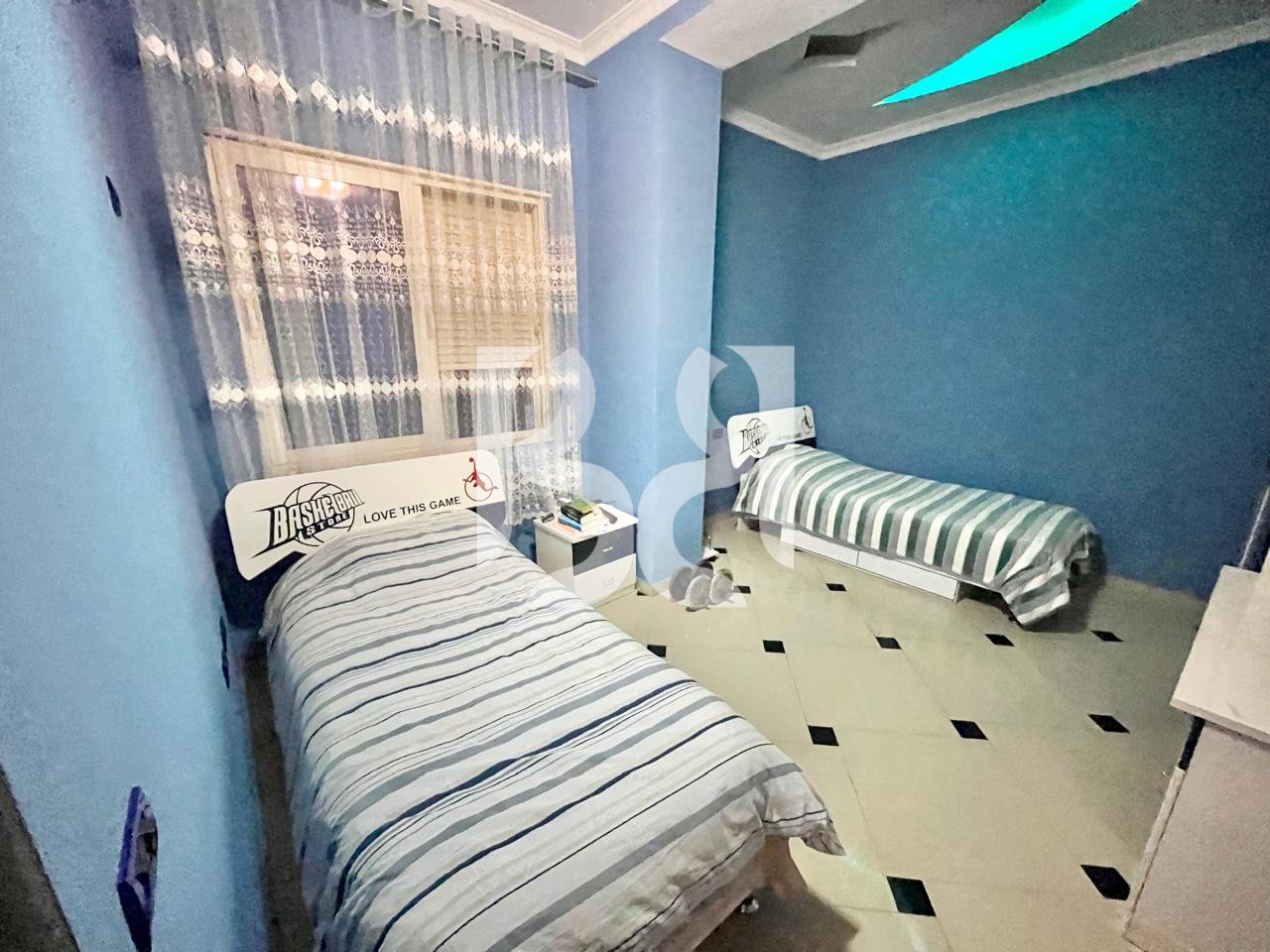 APARTAMENT ME QIRA 2+1+2 ASTIR PRANE BAR OSLO*