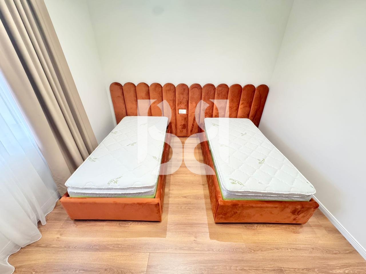 APARTAMENT  2+1+2 + PARKING ME QIRA PRANE LIQENIT TE FARKES REZIDENCA LAKELAND*