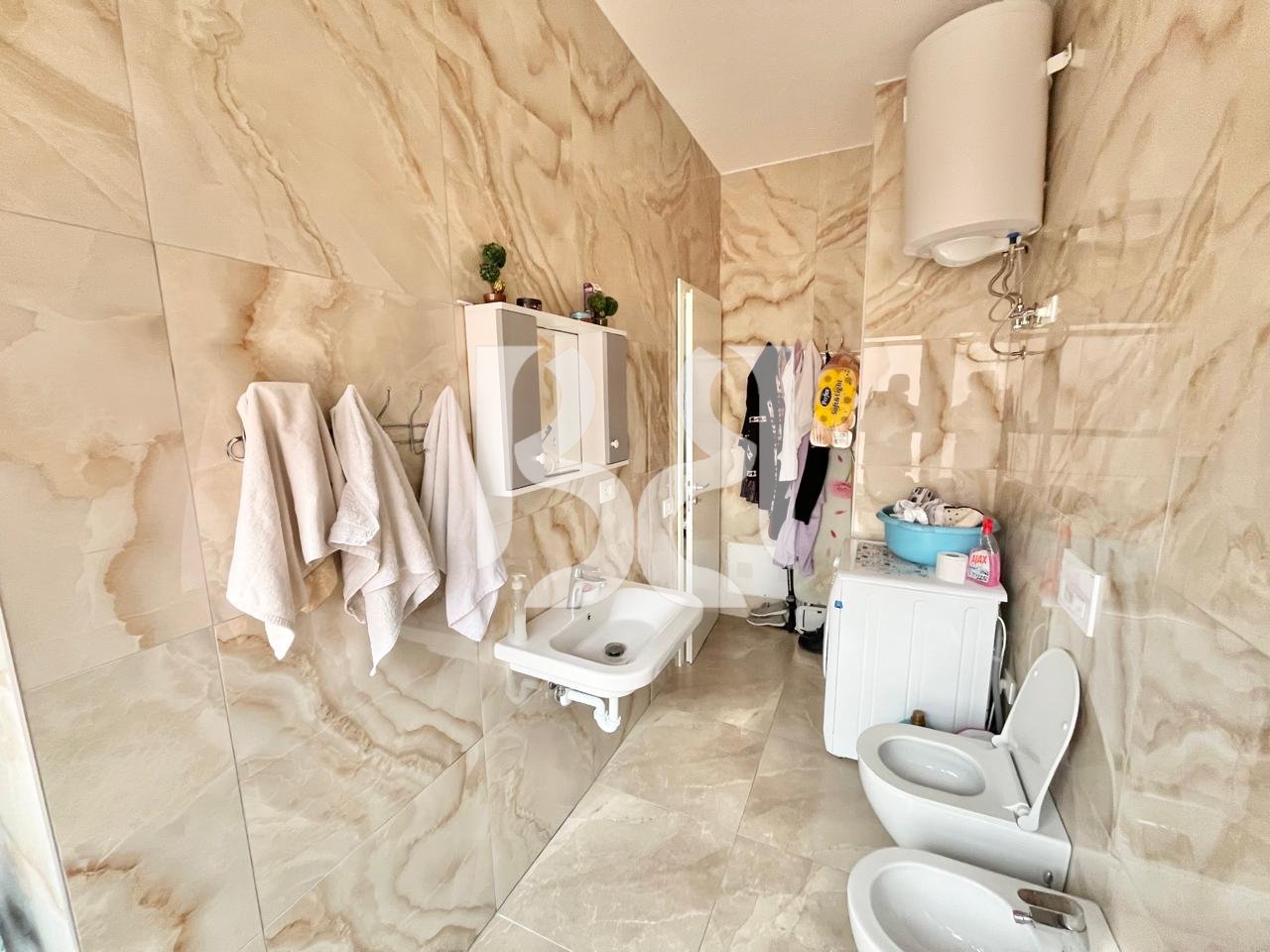 SHITET APARTAMENT 1+1+BALLKON REZIDENCA MANGALEM 21*