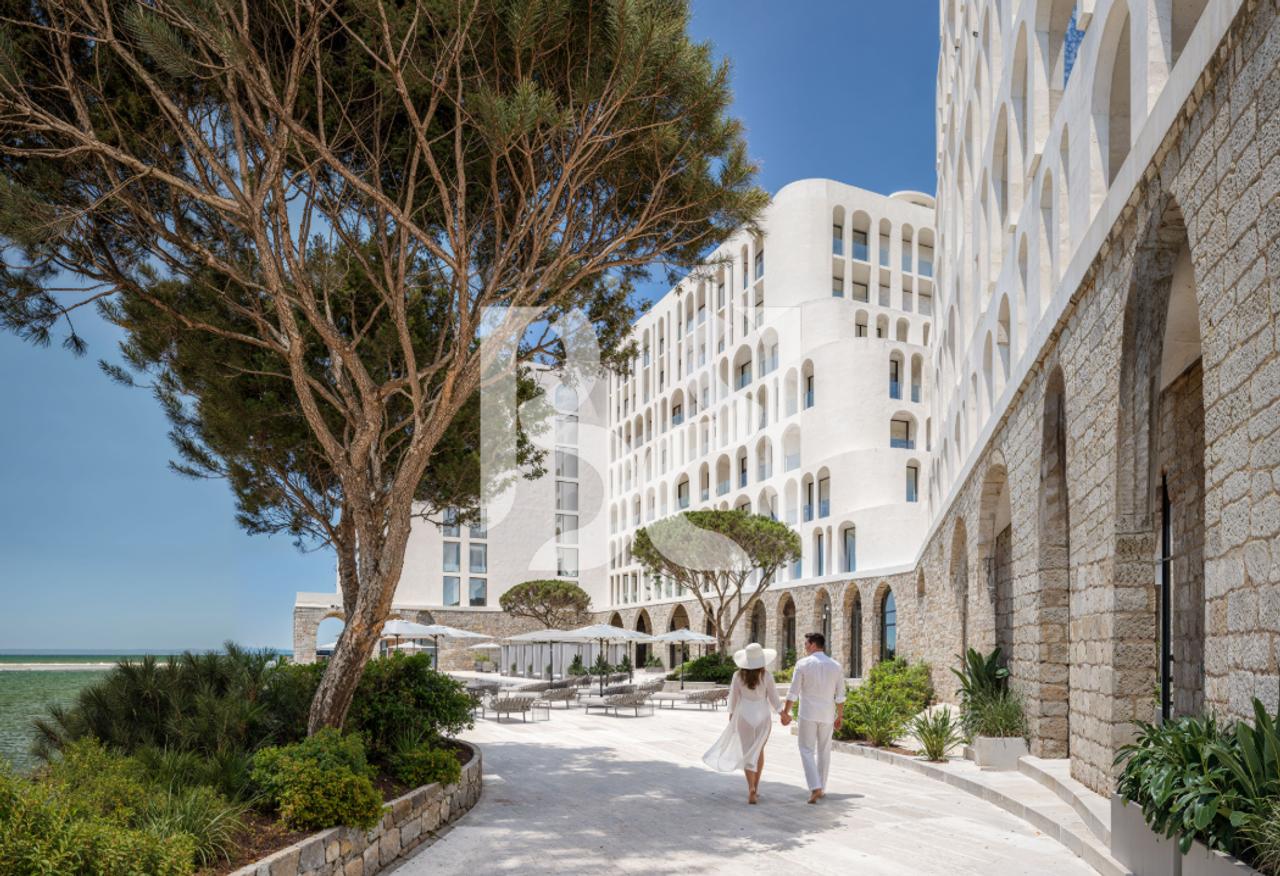 APARTAMENT 2+1 NË SHITJE ME KREDI NË ORIKUM – REZIDENCË PREMIUM PRANË MARINA ORIKUM, VLORË