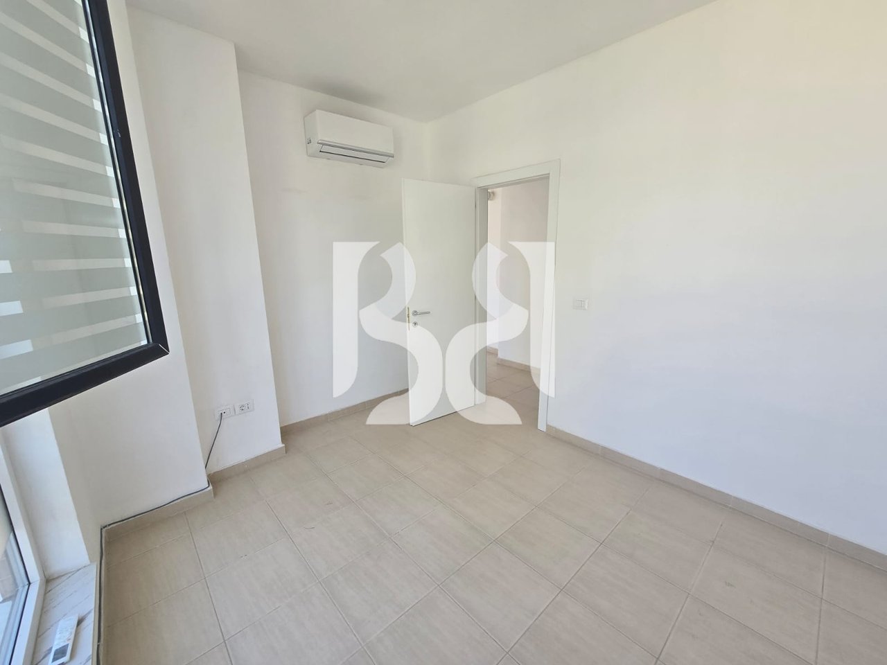 APARTAMENT 1+1+ POST PARKIMI ME QIRA TE RRUGA JORDAN MISJA*