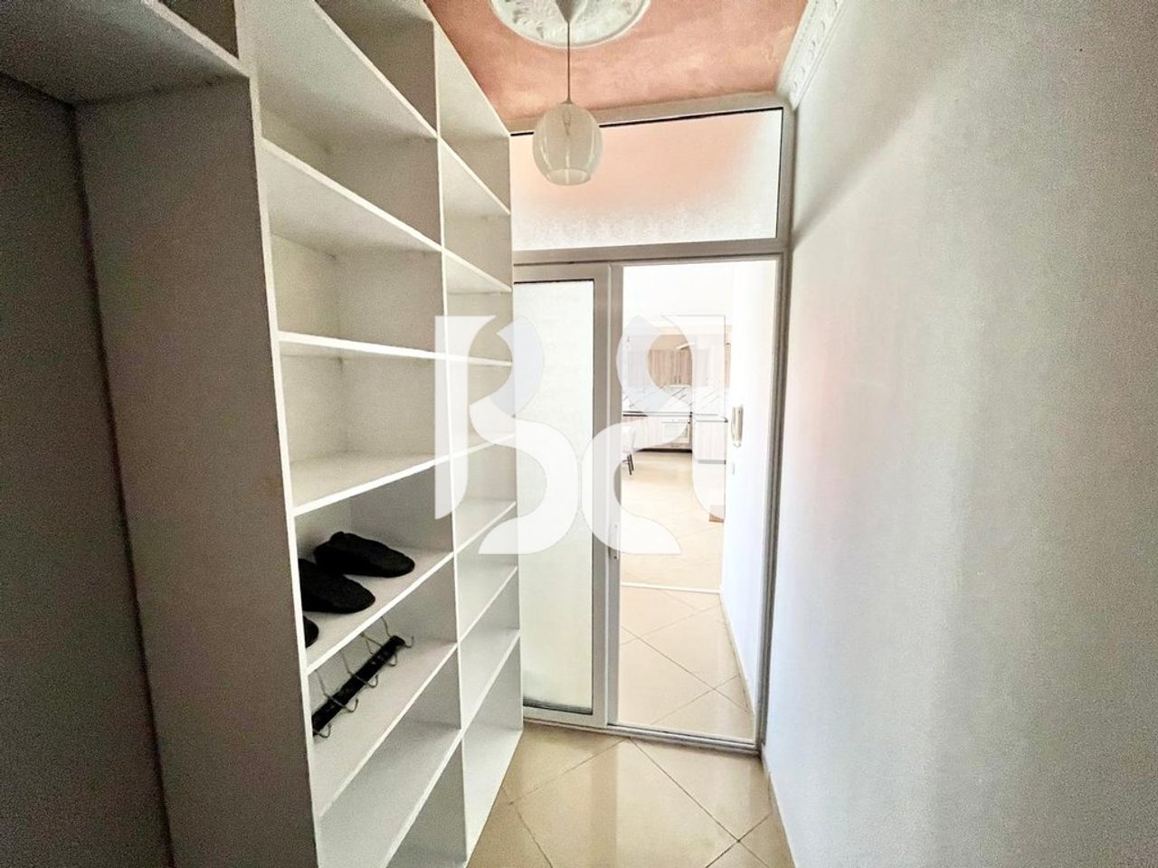 APARTAMENT 3+1+2+ BALLKON ME QIRA, ASTIR PRANE BAR OSLO*