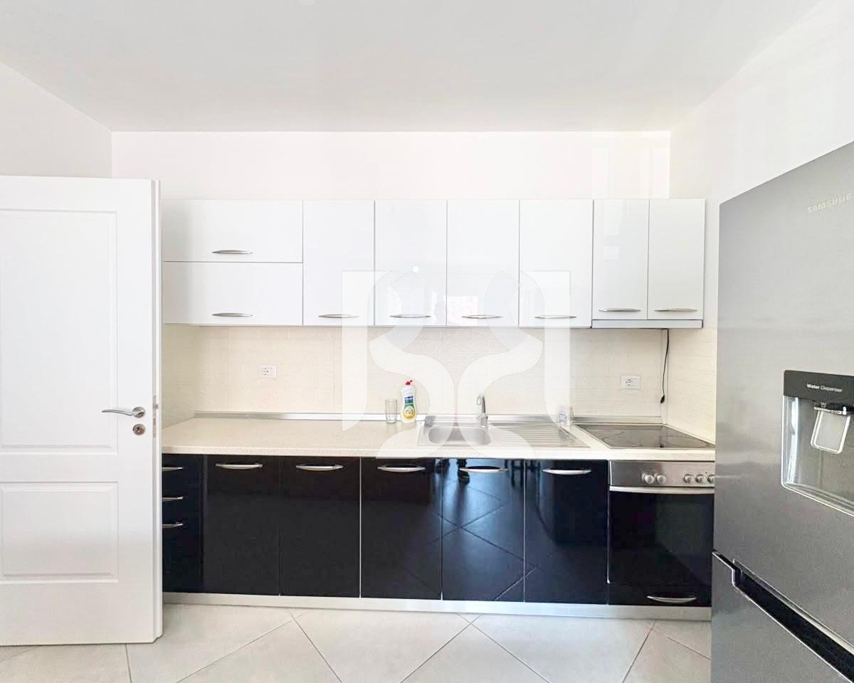 APARTAMENT 1+1 ME QERA NE ASTIR, VILA L2