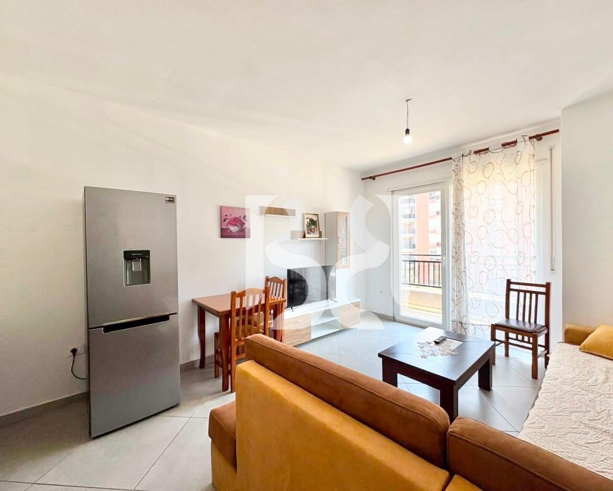 APARTAMENT 1+1 ME QERA NE ASTIR, VILA L2